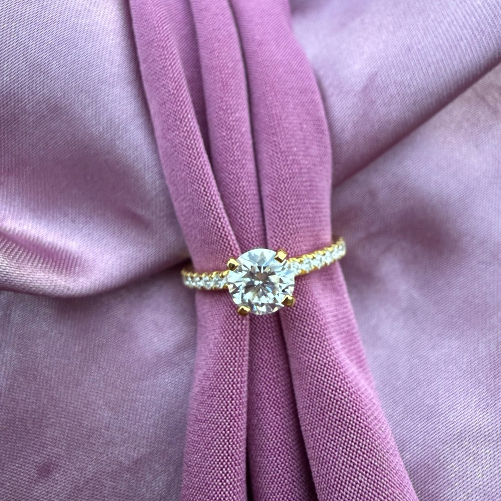 Gold Solitaire Round-Cut Engagement Ring with Pavé Band - Pink